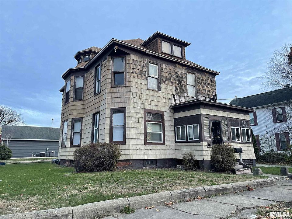 1st image of 300 Buena Vista Ave