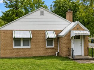 1120 N Cedar St, Nevada, MO 64772