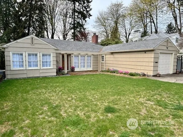 2221 Water Street SW, Olympia, WA 98501