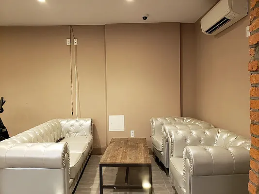 Rented by Signature Property Realty | media 29