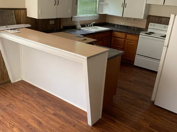 (undisclosed Address), Midland, TX 79706