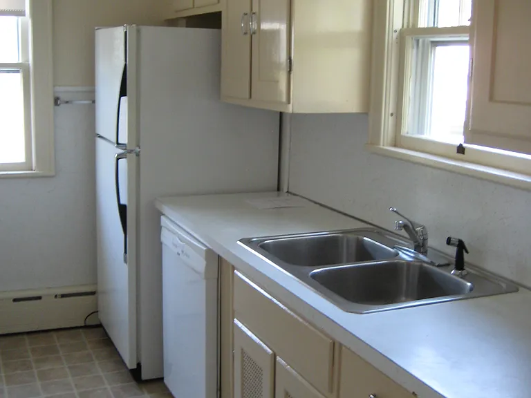238 Connecticut Ave — Photo 5