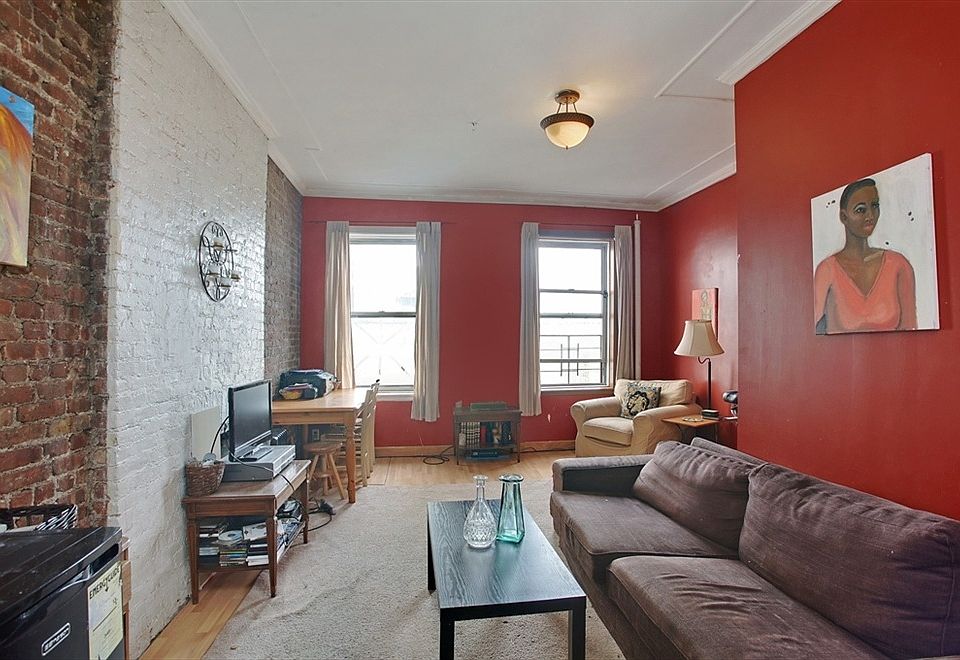 1st image of 111 W 106th St