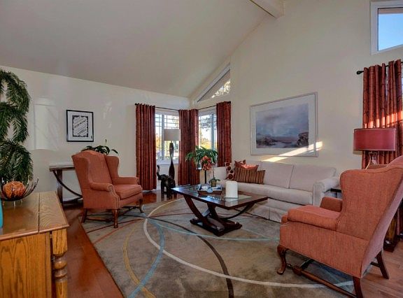 3rd image of 4021 Halkins Dr
