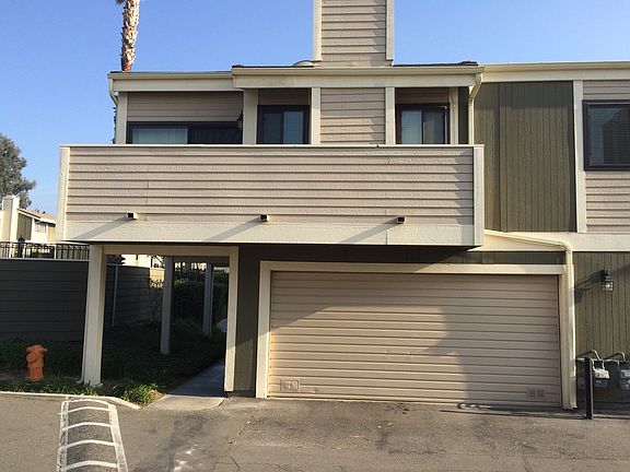 2nd image of 27106 Hidaway Ave Unit 5