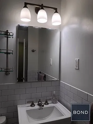 Rented by Bond New York | media 16