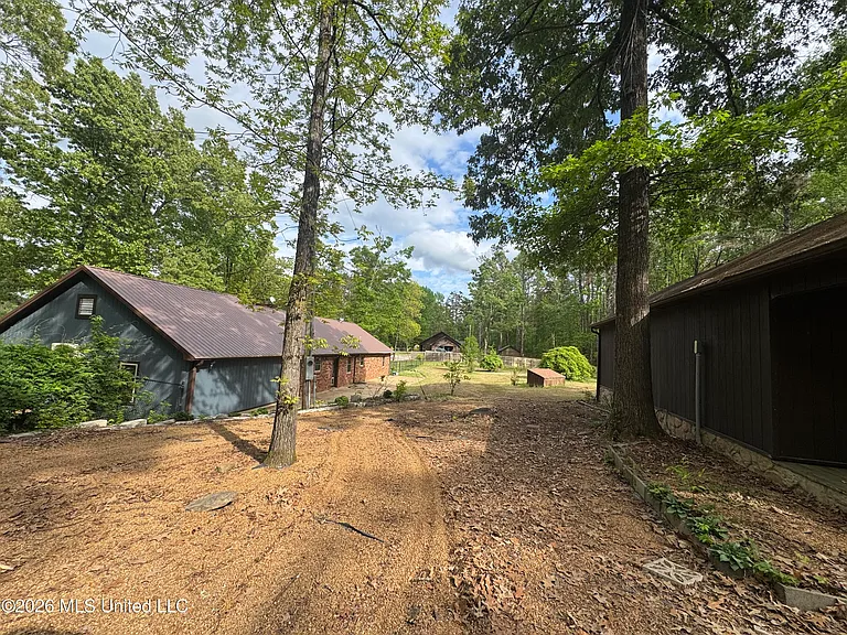 21 County Road 187 — Photo 40