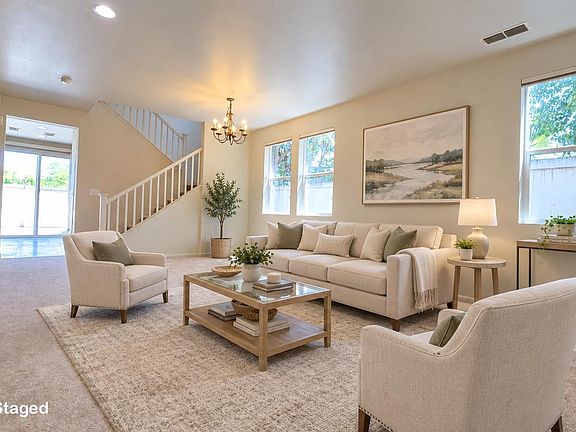 5th image of 1092 Gardenia Ln