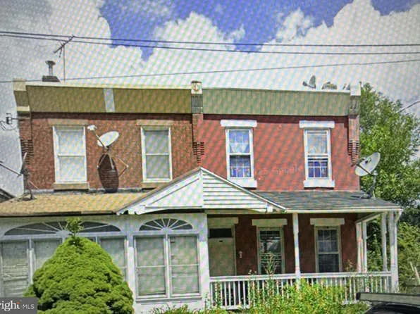 6720 Tulip St, Philadelphia, PA 19135