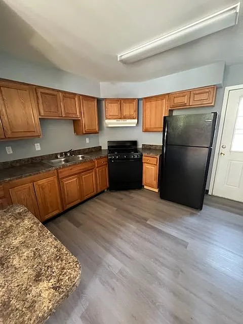 Highland Park Townhomes — Photo 3