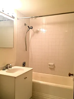 Rented by City Connections Realty | media 19