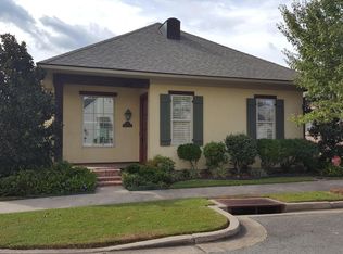 105 Barton Ter, Youngsville, LA 70592