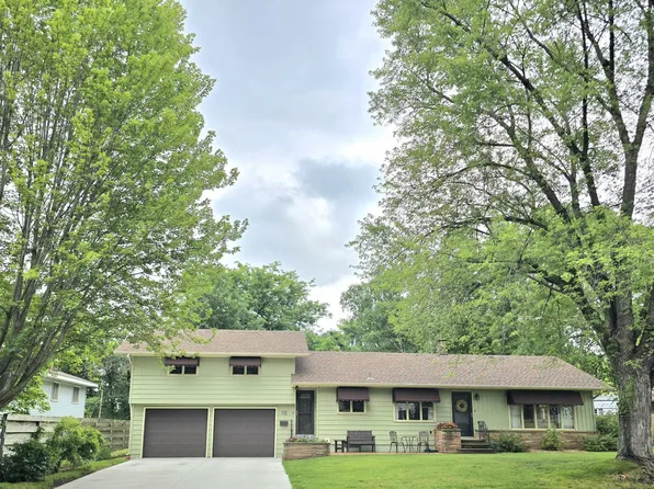 112 Summit Ave S, Sauk Rapids, MN 56379