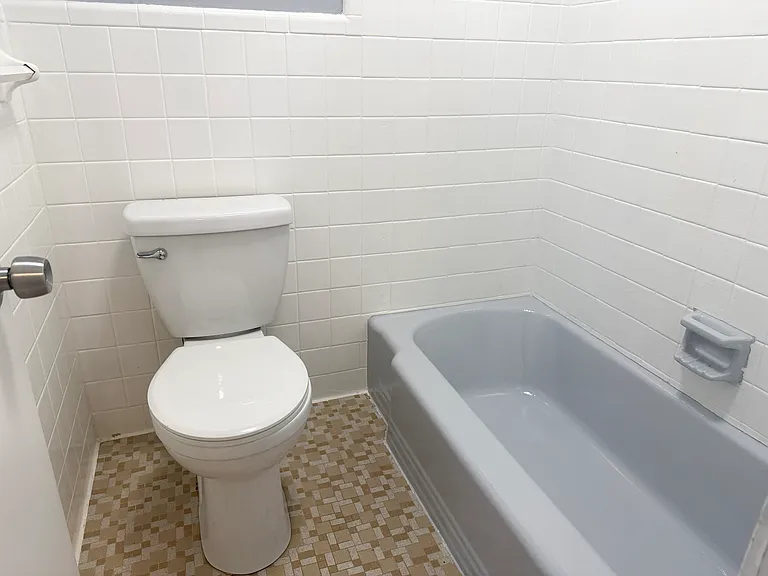 1177 Woodland Ave NE #7 — Photo 10