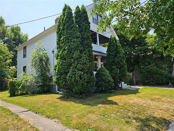 2nd image of 16108 Parkgrove Ave