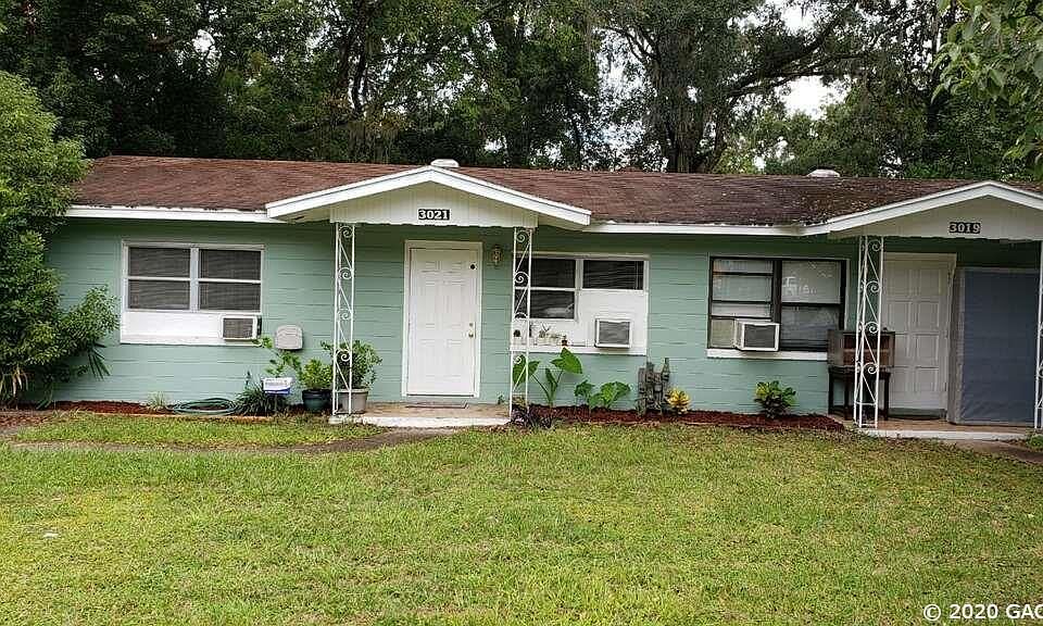 1st image of 3019 & 3021 NW 6th St