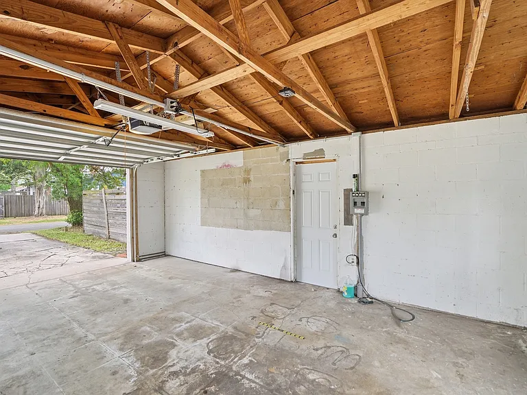 509 Murray Dr — Photo 29
