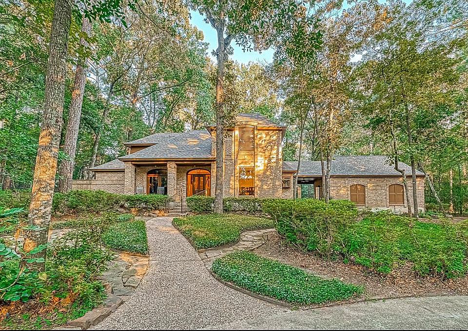 1st image of 60 Village Hill Ln