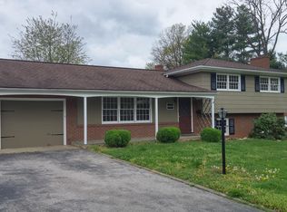 4420 Oakland Blvd NE, Roanoke, VA 24012