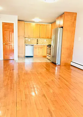 Rented by Keller Williams NYC | media 27