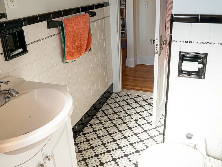 165 Wentworth Ave #3E — Photo 8