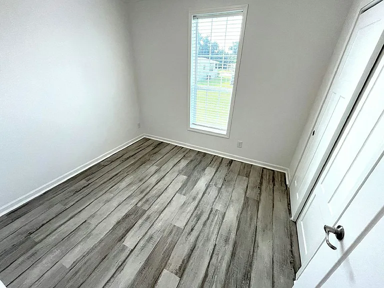 5668 Woodford St #5668E — Photo 15