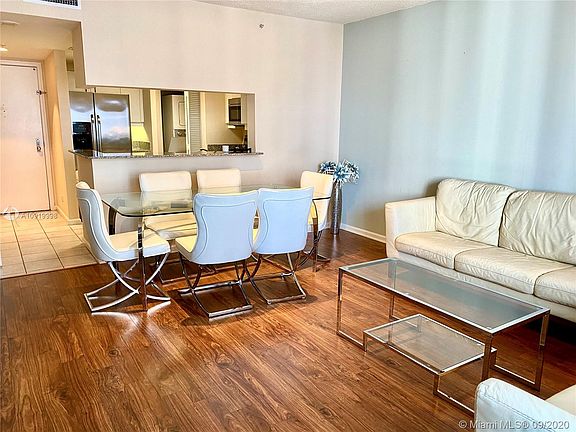 4th image of 701 Brickell Key Blvd #272