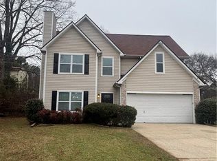 7000 Valley Forge Dr, Flowery Branch, GA 30542