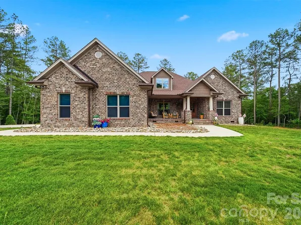 111 Lake Front Dr, Connelly Springs, NC 28612