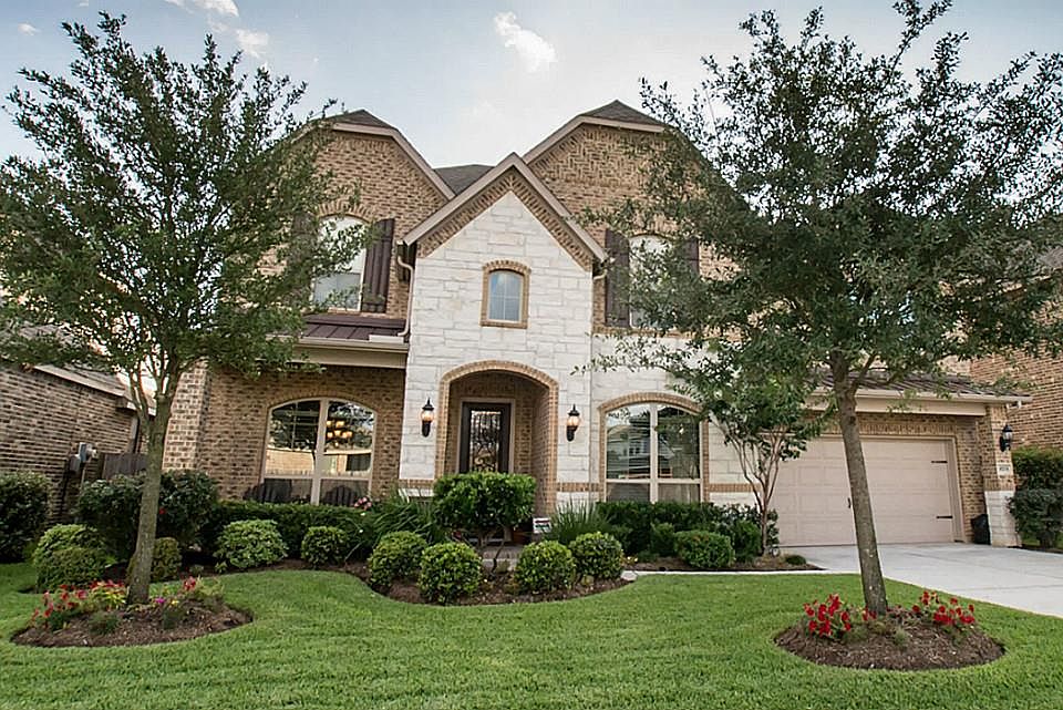 1st image of 8715 Wheaton Forest Ln