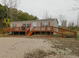 5802 Osceola Dr, Delton, MI 49046