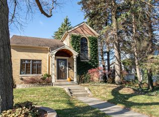 514 S Arlington Heights Rd, Arlington Heights, IL 60005