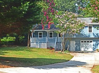 3674 Merry Oak Dr SW, Marietta, GA 30008