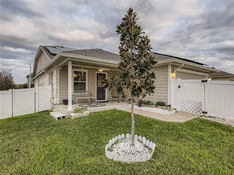 1807 Colorado Bend Dr — Photo 22