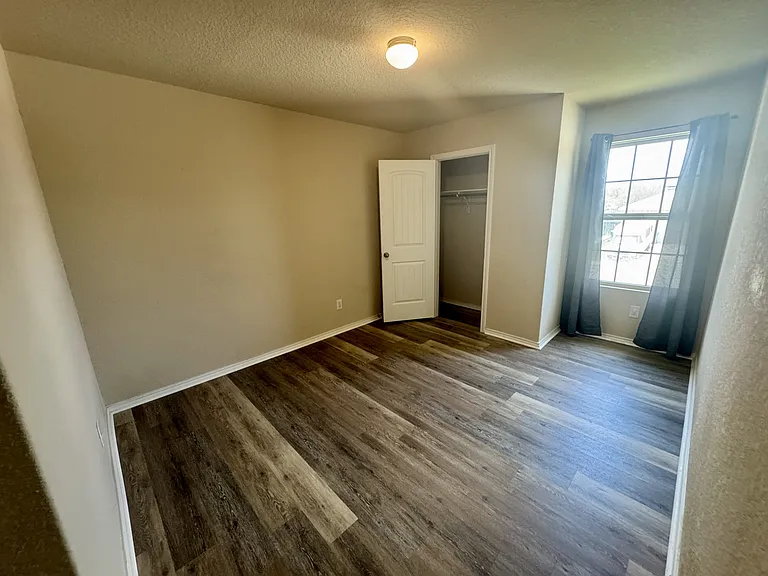 6427 Hazel Valley Dr — Photo 14