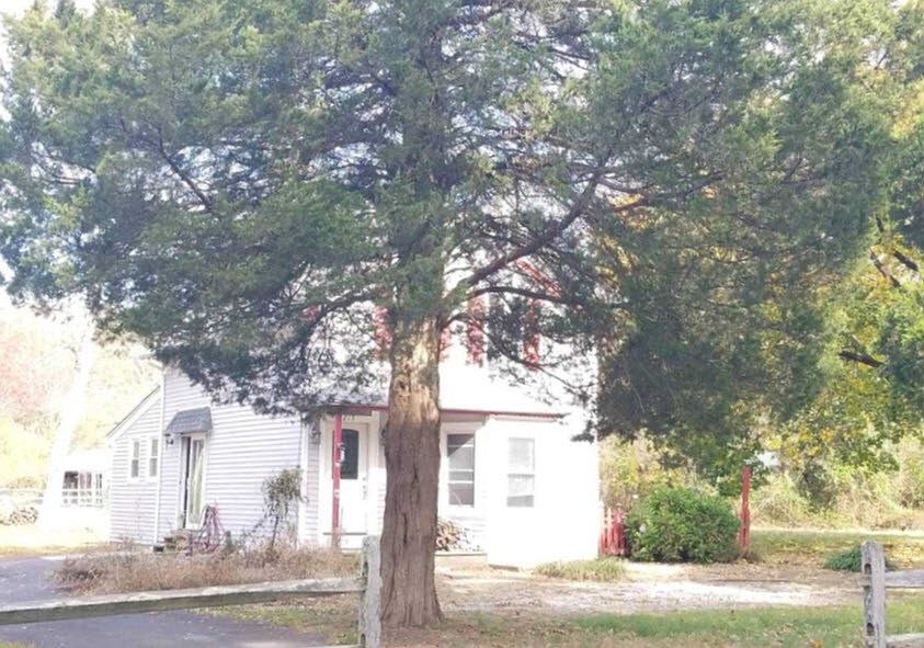 2nd image of 215 North Ave