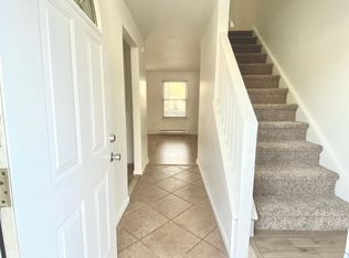 182 Hampshire Rd, Sicklerville, NJ 08081