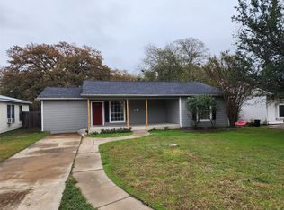 1204 Dora St, Bedford, TX 76022