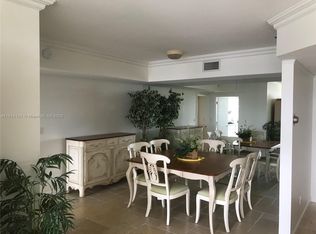 7000 Island Blvd APT 1608, Aventura, FL 33160