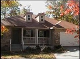 1740 Huckleberry Rd, Monterey, TN 38574