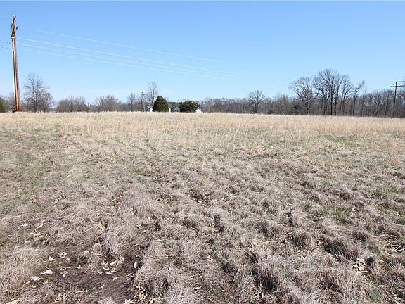 4th image of 1907 Blackberry Ln