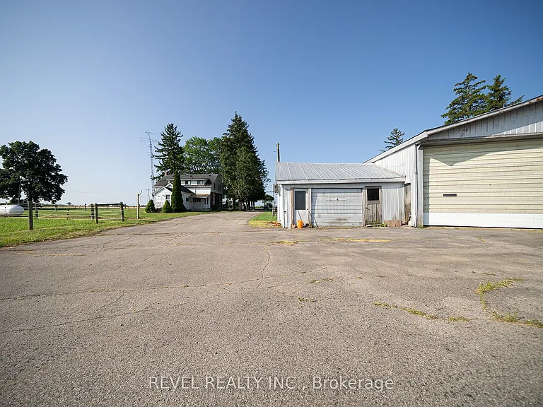413 Ellis Ave — Photo 29