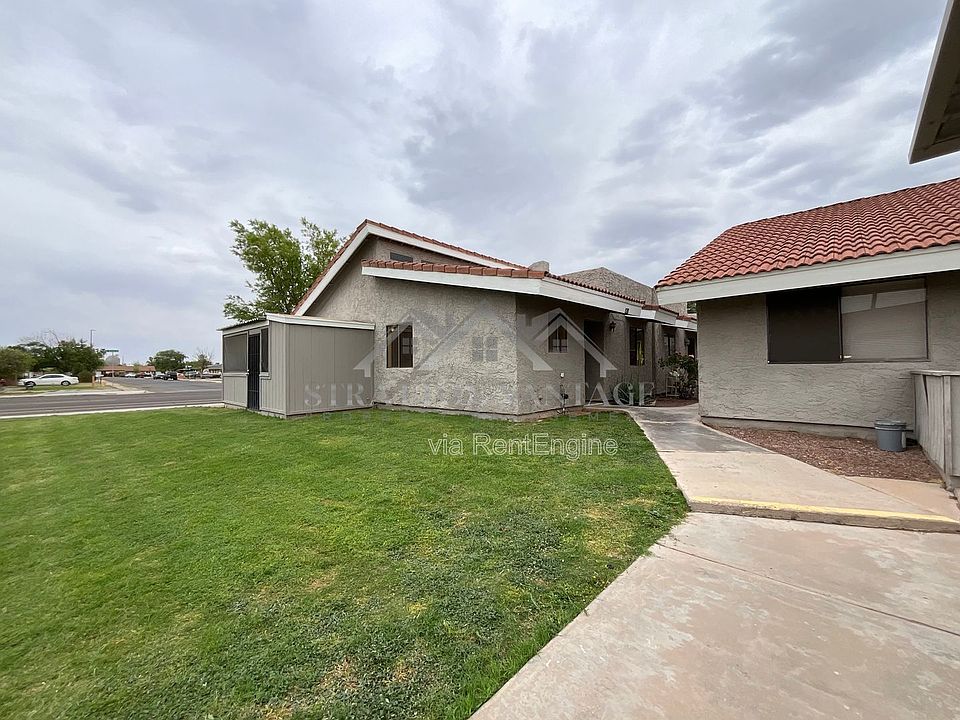 1st image of 405 E Bruce Ave Unit A