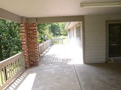5th image of 161 Gilliam St