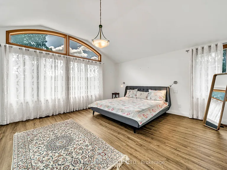 39 Sunnywood Cres — Photo 19