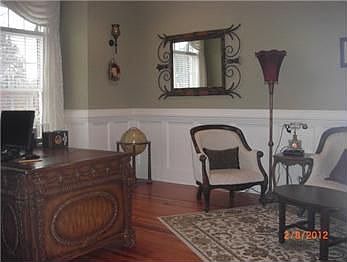 4th image of 548 Westminster Cir