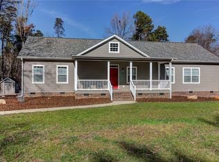 220 Winsom Dr, Kernersville, NC 27284