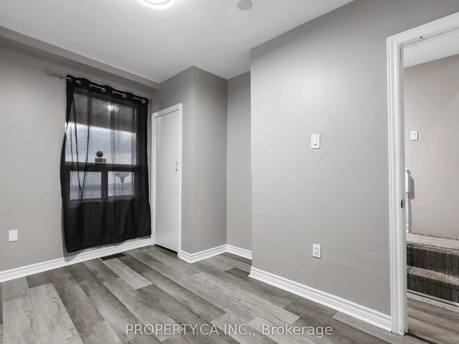 3 bed, $2,700 — Photo 4