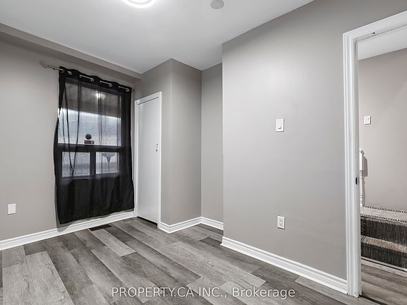 4th image of 856 Weston Rd