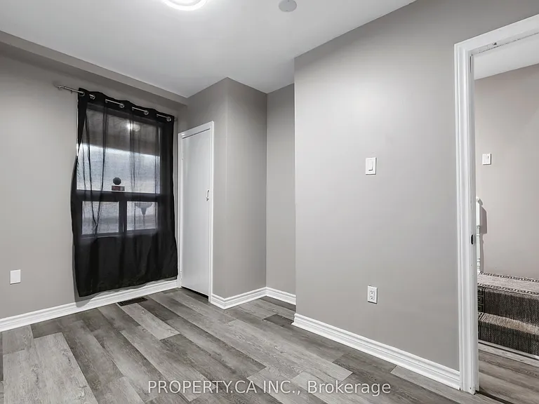 856 Weston Rd — Photo 4